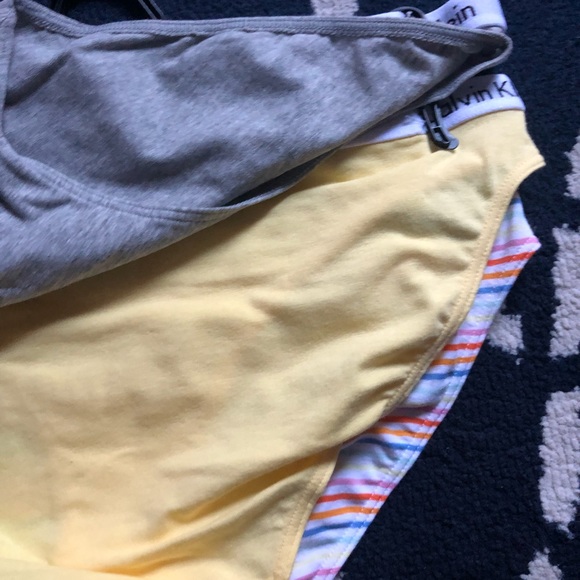 NWT $35 set of 3 Calvin Klein bikini panties underwear Sz S - Picture 9 of 13